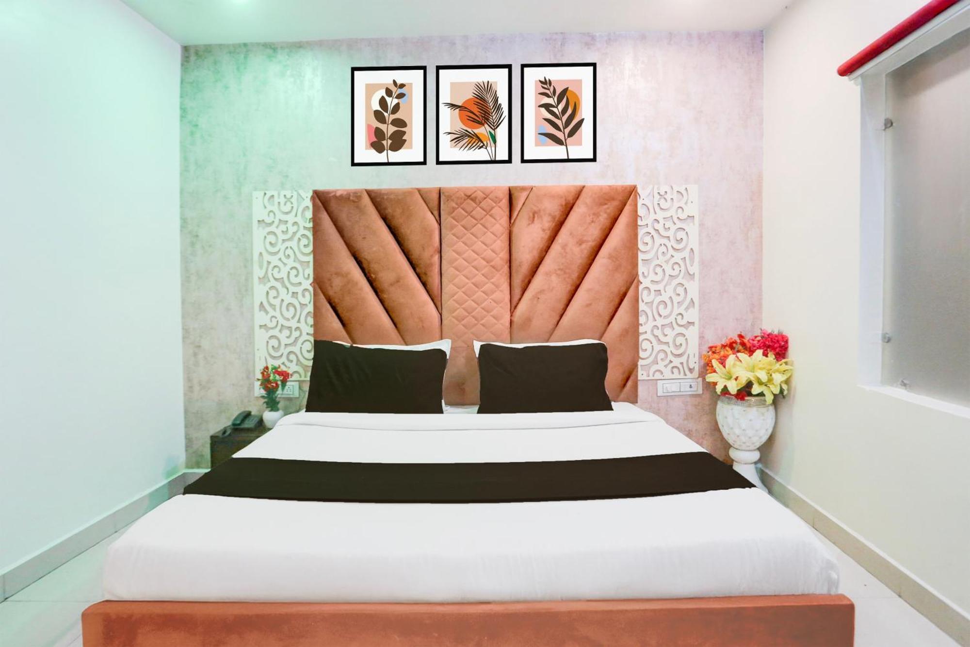 Super Collection O Roop Vihar Rohtak Formerly Hotel Maha ภายนอก รูปภาพ