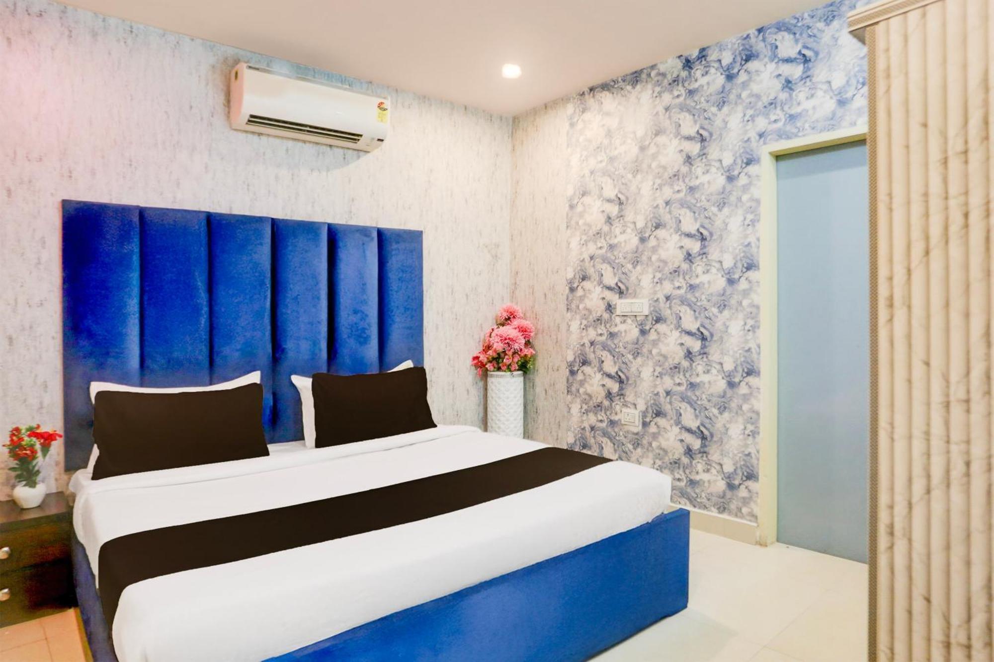 Super Collection O Roop Vihar Rohtak Formerly Hotel Maha ภายนอก รูปภาพ