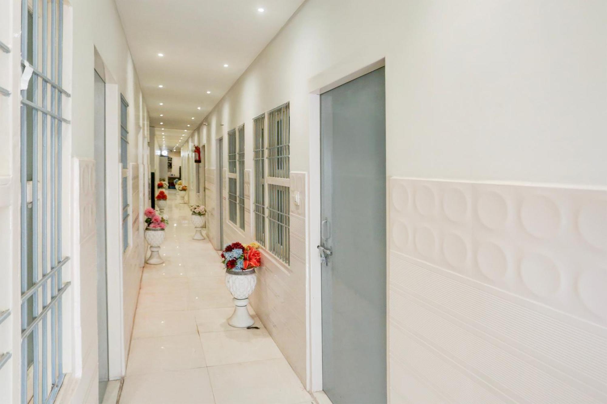 Super Collection O Roop Vihar Rohtak Formerly Hotel Maha ภายนอก รูปภาพ